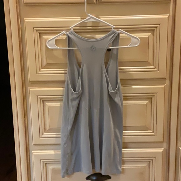 Free Fly Top - Picture 3 of 3